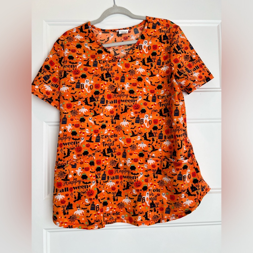 Scrubstar Medium Halloween Scrub top